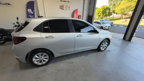 CHEVROLET Onix Hatch 1.0 4P FLEX LT, Foto 4