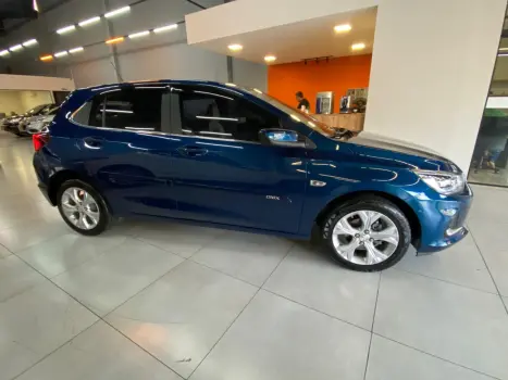 CHEVROLET Onix Hatch 1.0 12V 4P FLEX PREMIER 2 TURBO AUTOMTICO, Foto 6