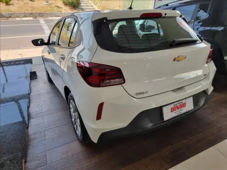 CHEVROLET Onix Hatch 1.0 4P FLEX LT, Foto 3