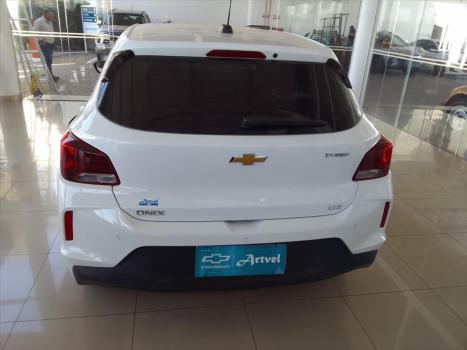 CHEVROLET Onix Hatch 1.0 4P FLEX LTZ TURBO AUTOMTICO, Foto 4