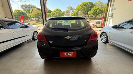 CHEVROLET Onix Hatch 1.4 4P FLEX LT, Foto 7