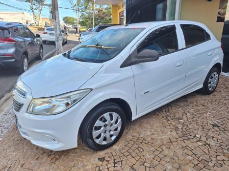 CHEVROLET Onix Hatch 1.0 4P FLEX LT, Foto 3