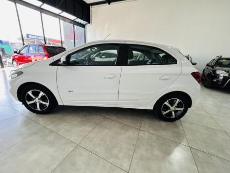 CHEVROLET Onix Hatch 1.4 4P FLEX LTZ, Foto 8