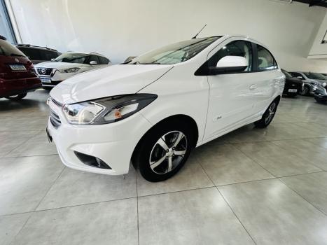 CHEVROLET Onix Hatch 1.4 4P FLEX LTZ, Foto 9