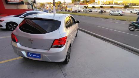CHEVROLET Onix Hatch 1.4 4P FLEX LTZ, Foto 8