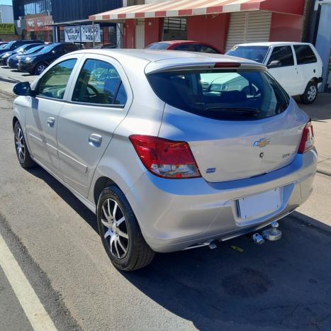 CHEVROLET Onix Hatch 1.0 4P FLEX JOY, Foto 4