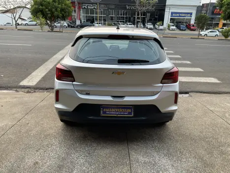 CHEVROLET Onix Hatch 1.0 4P FLEX TURBO, Foto 3