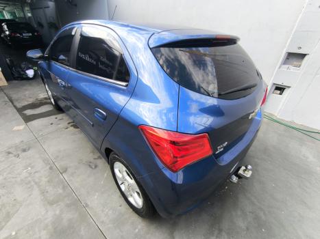 CHEVROLET Onix Hatch 1.4 4P FLEX LT, Foto 4