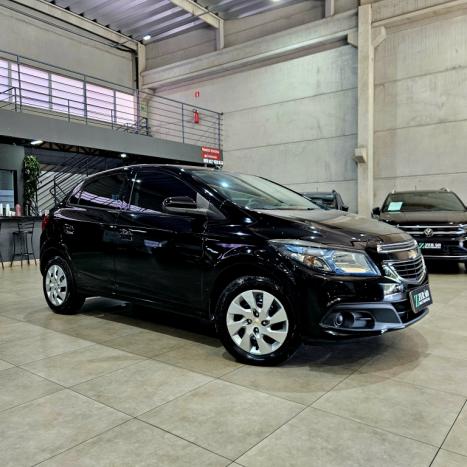 CHEVROLET Onix Hatch 1.4 4P FLEX LT, Foto 1