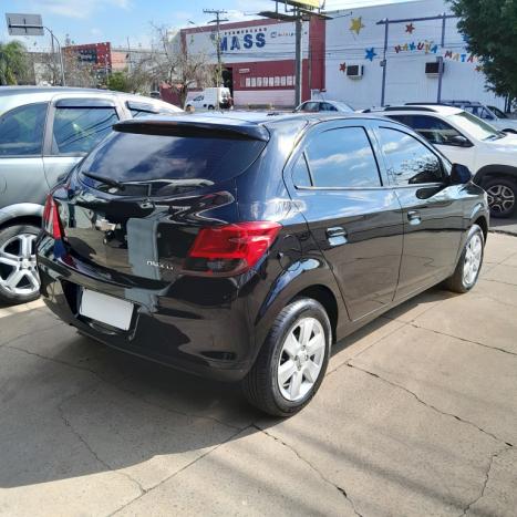 CHEVROLET Onix Hatch 1.4 4P FLEX LT, Foto 6