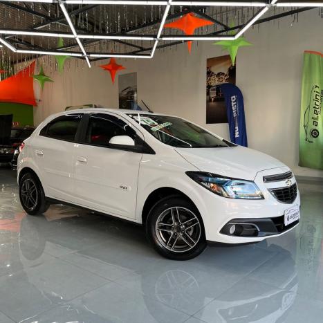CHEVROLET Onix Hatch 1.4 4P FLEX LT, Foto 3