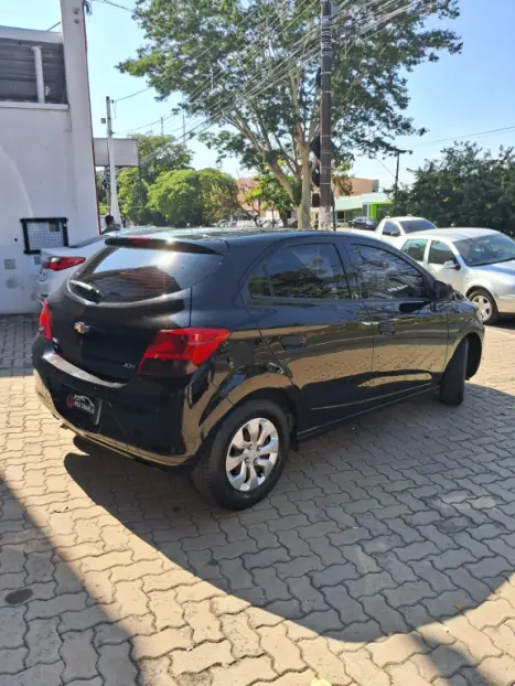 CHEVROLET Onix Hatch 1.0 4P FLEX JOY, Foto 3