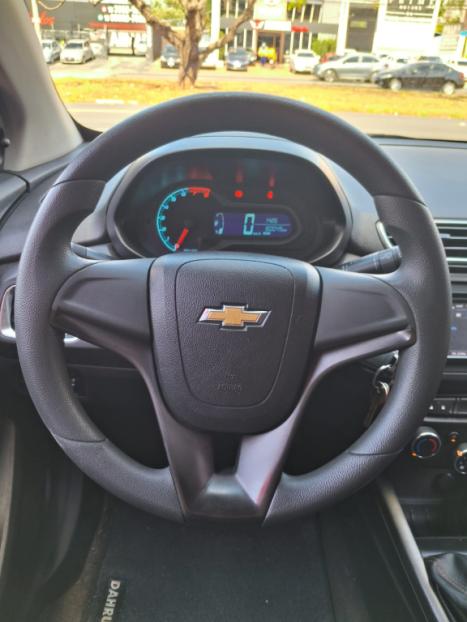 CHEVROLET Onix Hatch 1.4 4P FLEX LT, Foto 2