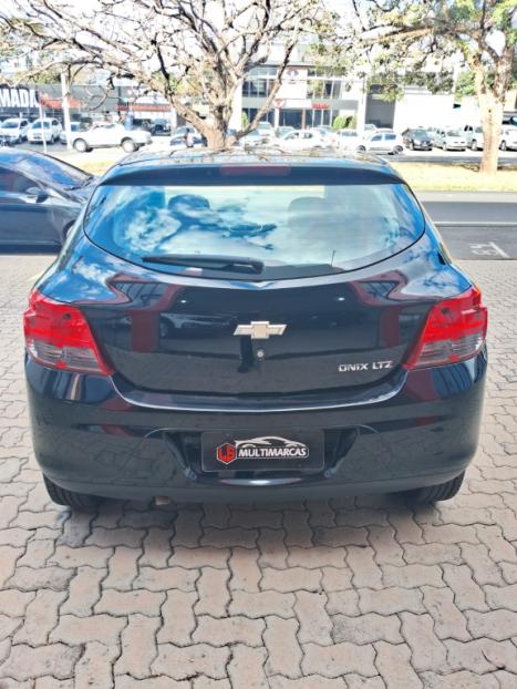 CHEVROLET Onix Hatch 1.4 4P FLEX LTZ AUTOMTICO, Foto 3