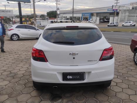 CHEVROLET Onix Hatch 1.4 4P FLEX LTZ, Foto 4