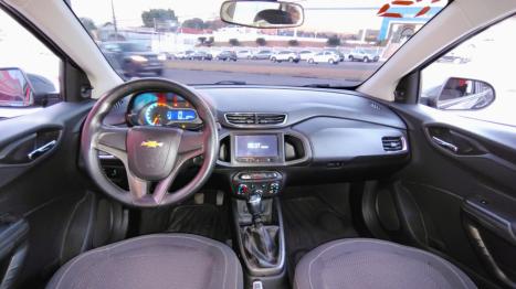 CHEVROLET Onix Hatch 1.4 4P FLEX LT, Foto 9