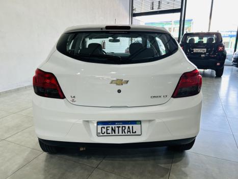 CHEVROLET Onix Hatch 1.4 4P FLEX LT, Foto 8