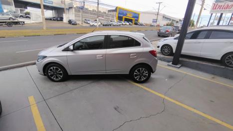 CHEVROLET Onix Hatch 1.4 4P FLEX LTZ, Foto 5