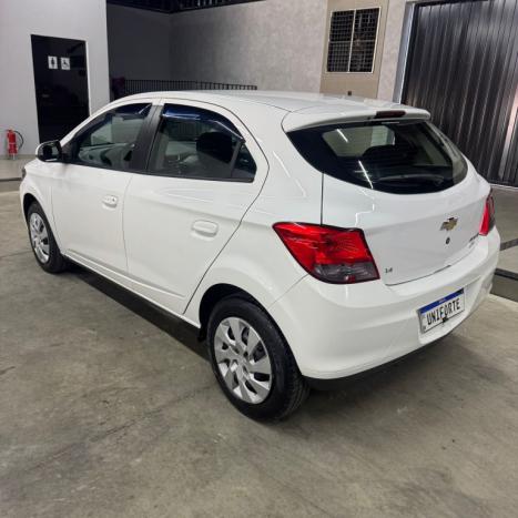 CHEVROLET Onix Hatch 1.4 4P FLEX LT, Foto 4