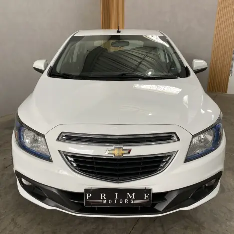 CHEVROLET Onix Hatch 1.4 4P FLEX LTZ, Foto 2