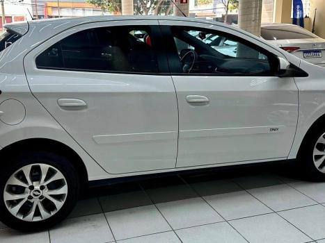 CHEVROLET Onix Hatch 1.4 4P FLEX LT AUTOMTICO, Foto 5