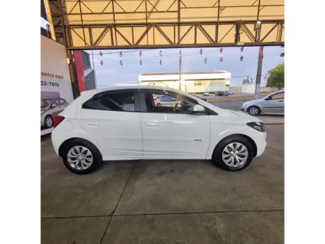 CHEVROLET Onix Hatch 1.4 4P FLEX LT, Foto 7