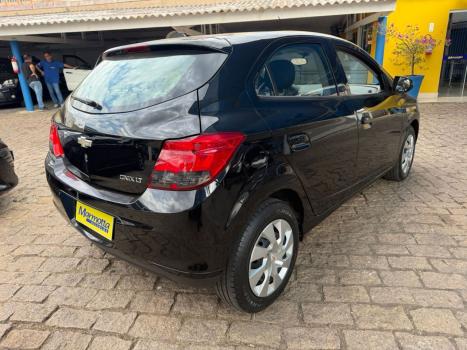 CHEVROLET Onix Hatch 1.4 4P FLEX LT, Foto 5