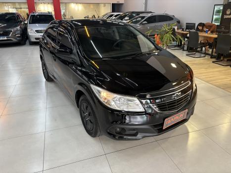 CHEVROLET Onix Hatch 1.0 12V 4P FLEX LT, Foto 2