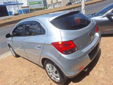 CHEVROLET Onix Hatch 1.4 4P FLEX LT, Foto 7