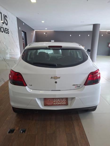 CHEVROLET Onix Hatch 1.4 4P FLEX LT, Foto 5