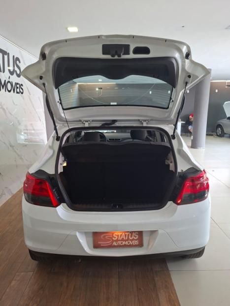 CHEVROLET Onix Hatch 1.4 4P FLEX LT, Foto 10