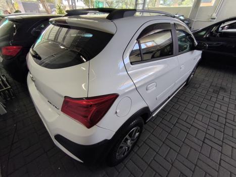 CHEVROLET Onix Hatch 1.4 4P FLEX ACTIV AUTOMTICO, Foto 5