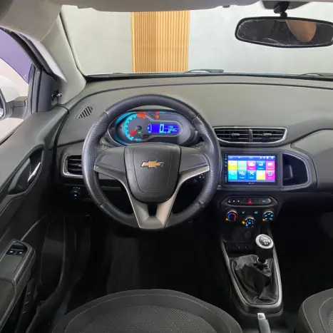 CHEVROLET Onix Hatch 1.4 4P FLEX LT, Foto 6