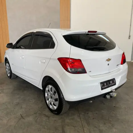 CHEVROLET Onix Hatch 1.4 4P FLEX LT, Foto 10