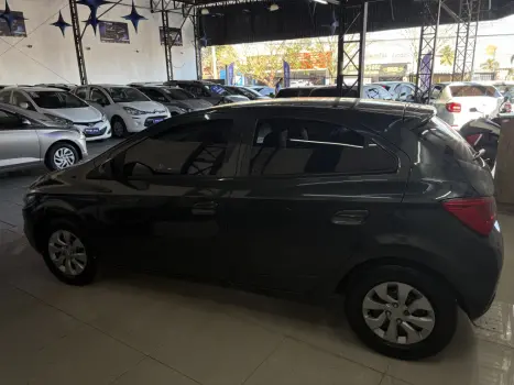 CHEVROLET Onix Hatch 1.0 4P FLEX LT, Foto 5