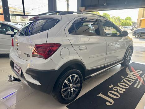 CHEVROLET Onix Hatch 1.4 4P FLEX ACTIV AUTOMTICO, Foto 3