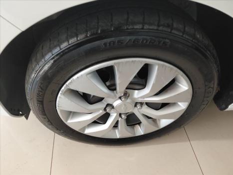 CHEVROLET Onix Hatch 1.4 4P FLEX LT, Foto 11