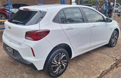 CHEVROLET Onix Hatch 1.0 4P FLEX LT2, Foto 3