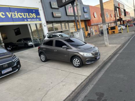 CHEVROLET Onix Hatch 1.0 4P FLEX, Foto 2