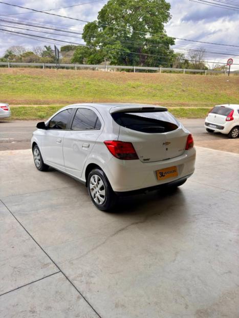 CHEVROLET Onix Hatch 1.4 4P FLEX LT, Foto 4