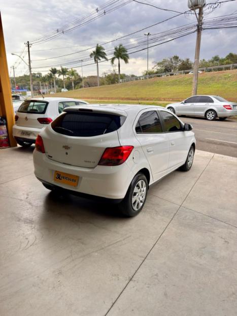 CHEVROLET Onix Hatch 1.4 4P FLEX LT, Foto 6