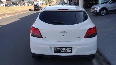 CHEVROLET Onix Hatch 1.4 4P FLEX LT, Foto 6