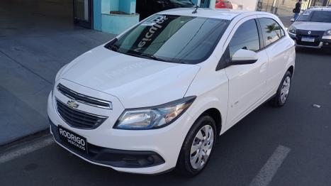 CHEVROLET Onix Hatch 1.4 4P FLEX LT, Foto 1