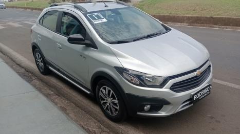 CHEVROLET Onix Hatch 1.4 4P FLEX ACTIV AUTOMTICO, Foto 3