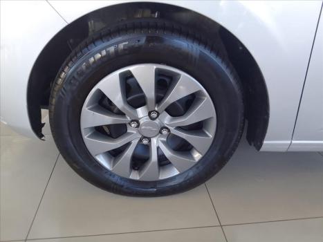 CHEVROLET Onix Sedan 1.0 4P FLEX JOY BLACK PLUS, Foto 9