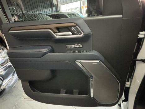 CHEVROLET Silverado 5.3 V8 1500 HIGH COUNTRY CABINE DUPLA 4X4 AUTOMTICO, Foto 15