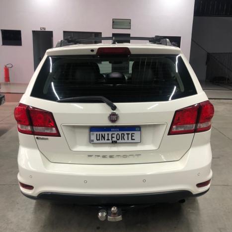FIAT Freemont 2.4 16V 4P PRECISION AUTOMTICO 7 LUGARES, Foto 5