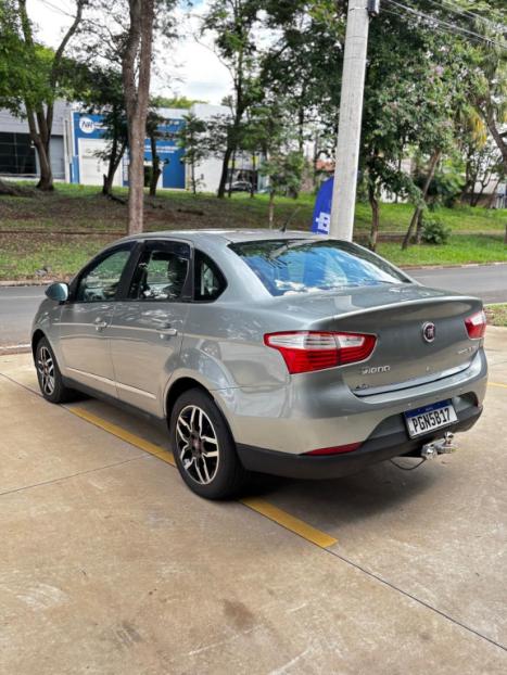 FIAT Grand Siena 1.6 16V 4P FLEX ESSENCE DUALOGIC AUTOMATIZADO, Foto 6