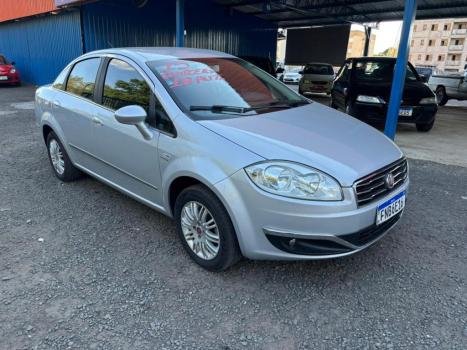 FIAT Linea 1.8 16V 4P FLEX ESSENCE DUALOGIC AUTOMATIZADO, Foto 4