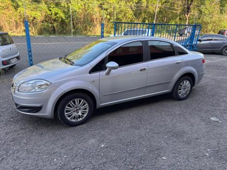 FIAT Linea 1.8 16V 4P FLEX ESSENCE DUALOGIC AUTOMATIZADO, Foto 3